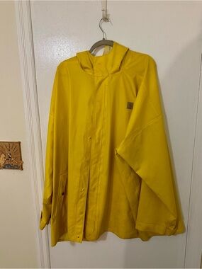 Carhartt Yellow Raincoat Hooded Shell